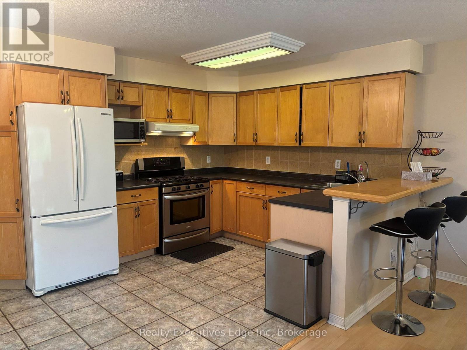 Main - 5 Camm Crescent, Guelph, Ontario  N1L 1J9 - Photo 7 - X12503104