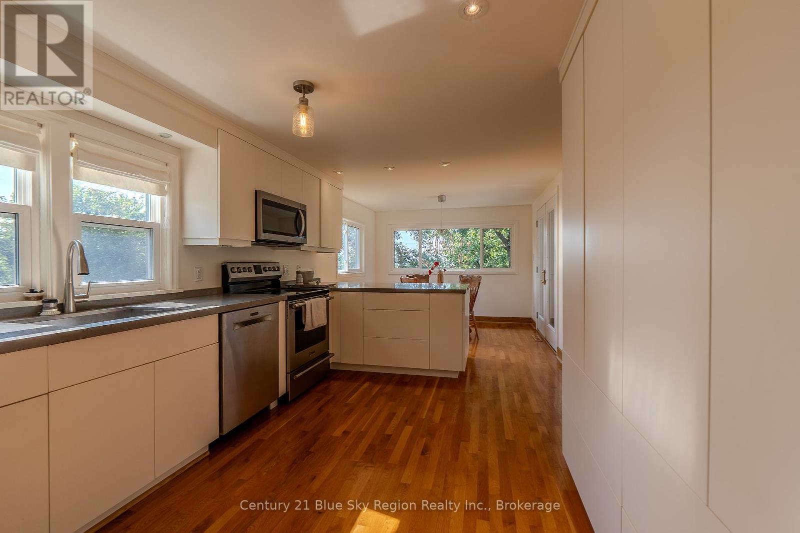 857 Bourke Street, North Bay, Ontario P1B 3K5 - Photo 18 - X12403723