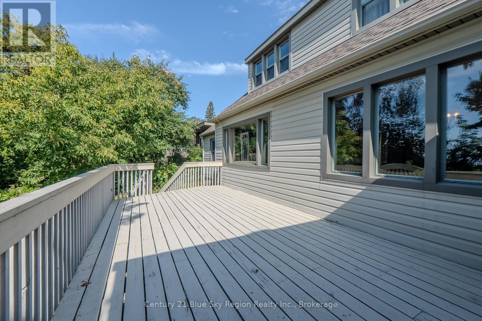 857 Bourke Street, North Bay, Ontario P1B 3K5 - Photo 33 - X12403723