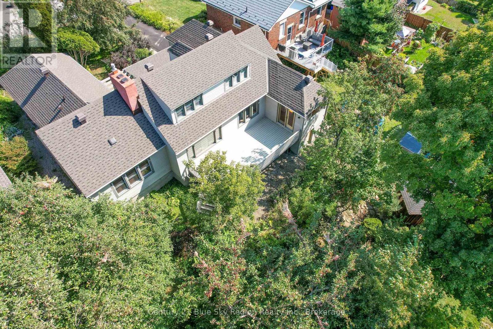 857 Bourke Street, North Bay, Ontario P1B 3K5 - Photo 4 - X12403723