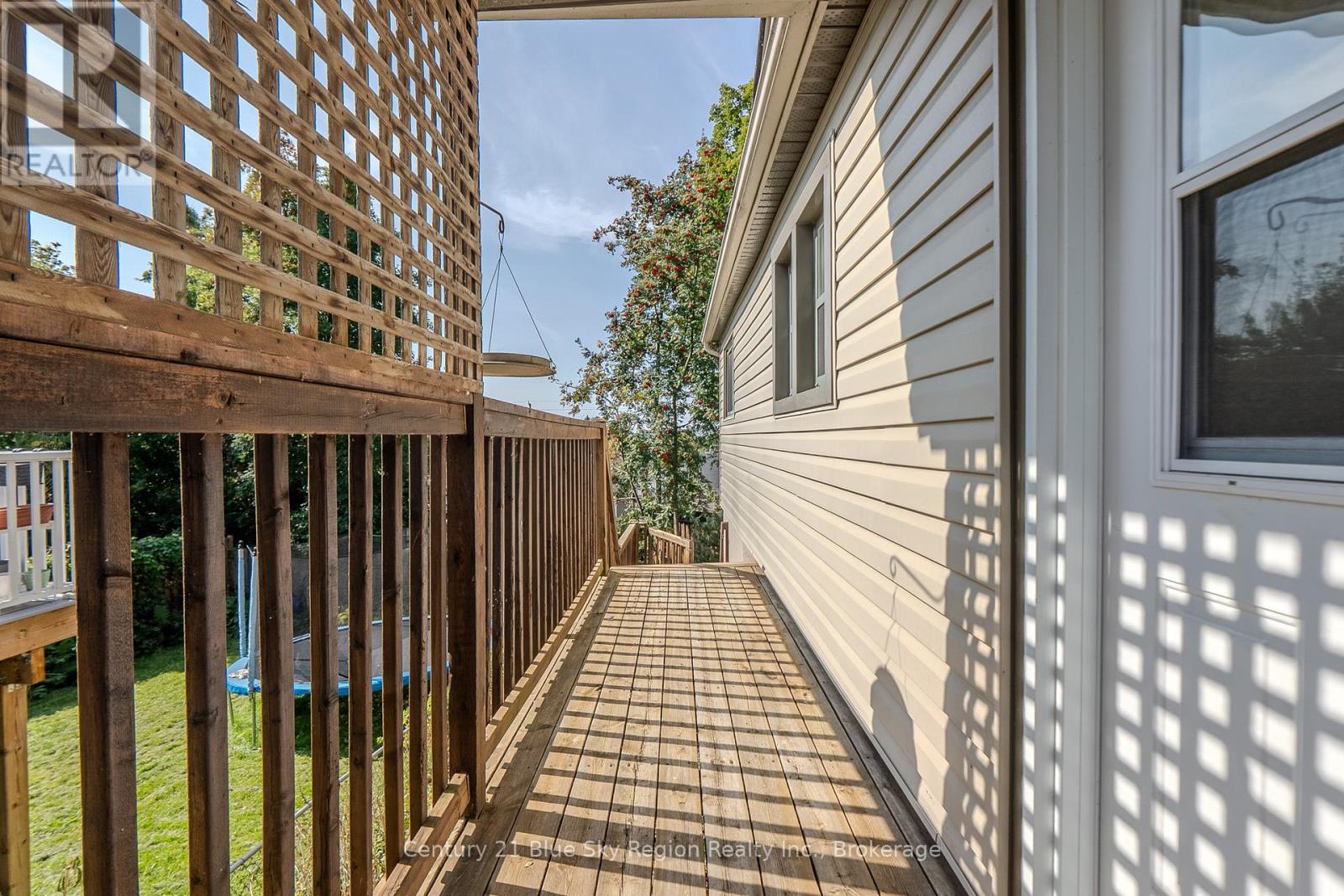 857 Bourke Street, North Bay, Ontario P1B 3K5 - Photo 36 - X12403723