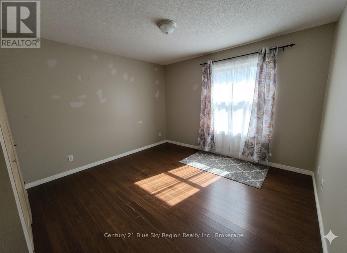 781 Lalande Road, West Nipissing, Ontario P2B 2V3 - Photo 17 - X12418548