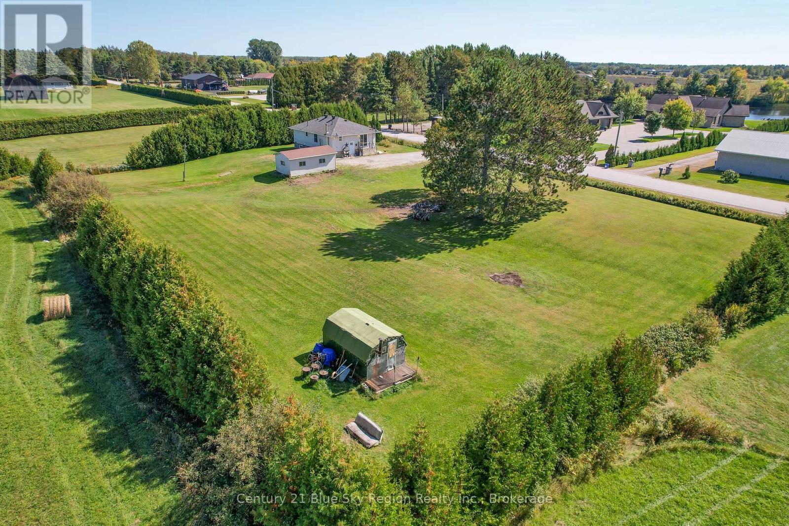 781 Lalande Road, West Nipissing, Ontario P2B 2V3 - Photo 37 - X12418548