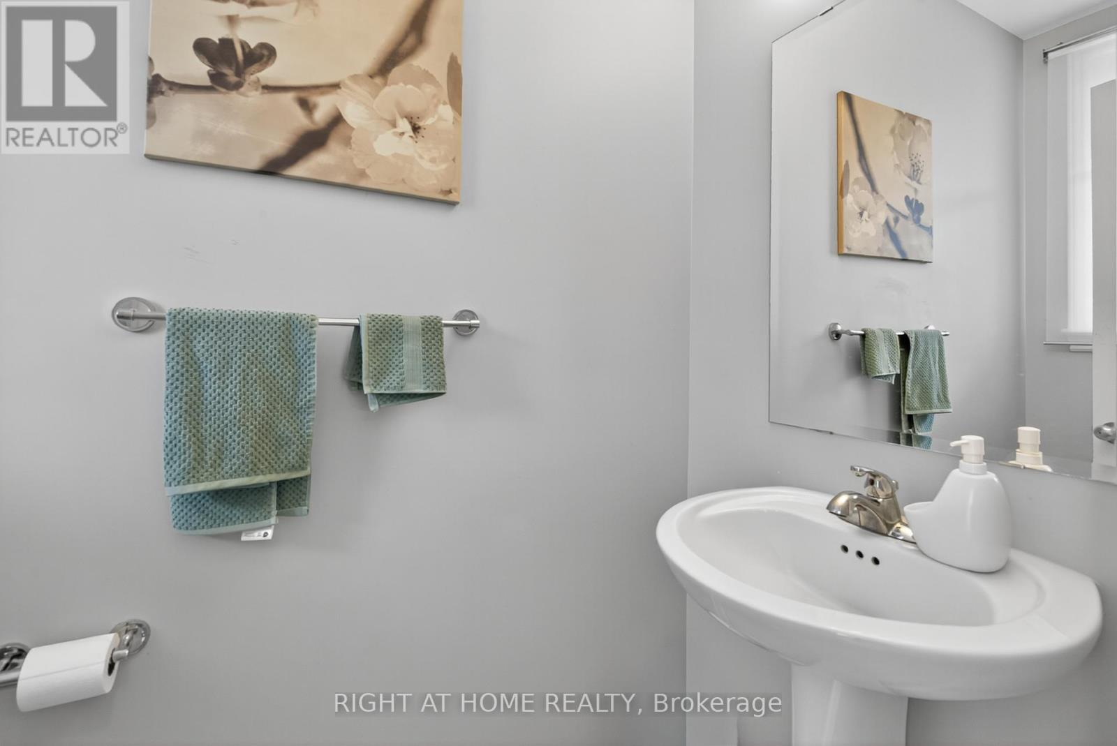 772 Cedar Creek Drive, Ottawa, Ontario  K1T 0B2 - Photo 10 - X12481959