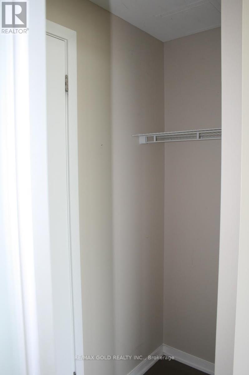 3201 - 105 The Queensway, Toronto, Ontario  M6S 5B5 - Photo 15 - W12502630