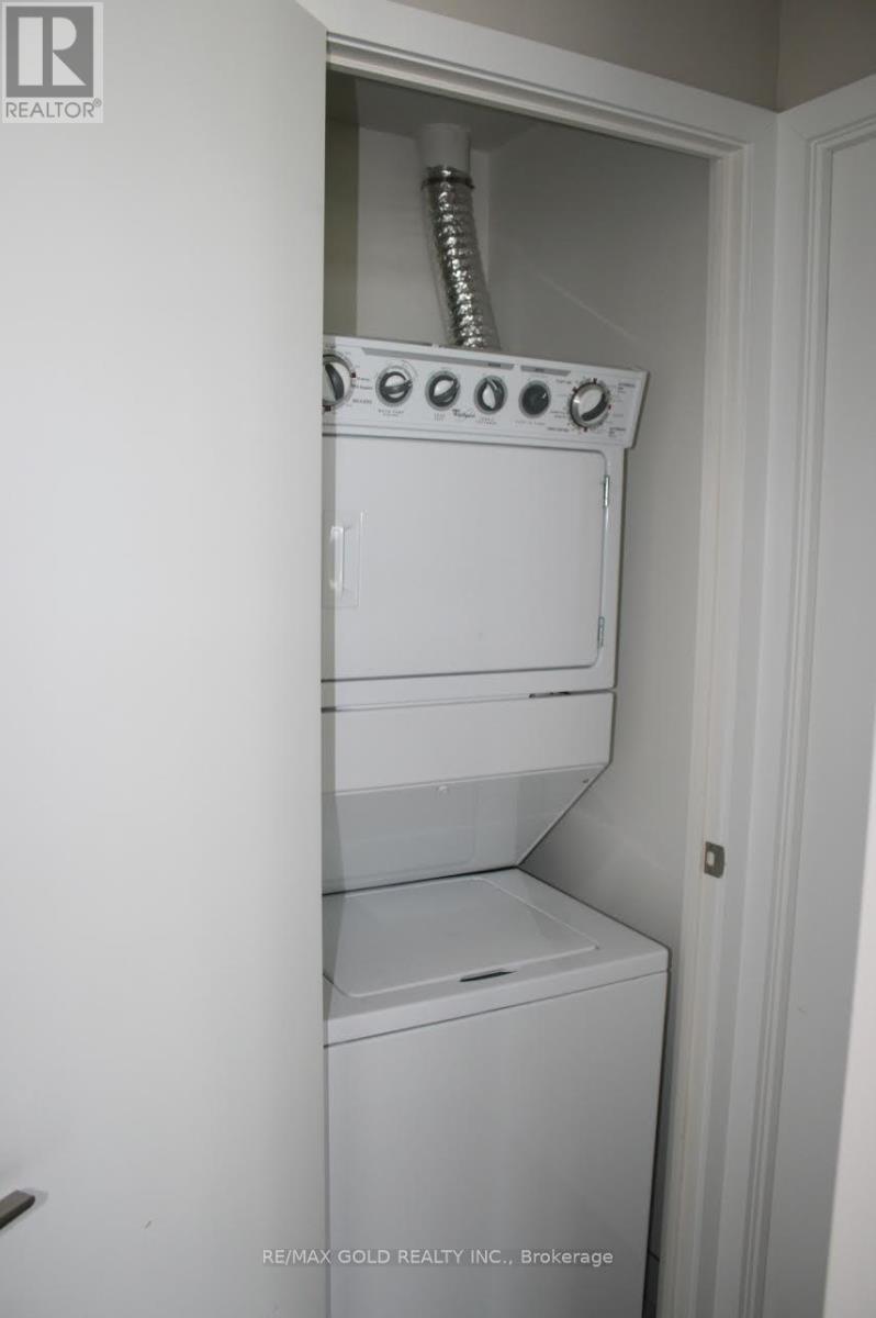 3201 - 105 The Queensway, Toronto, Ontario  M6S 5B5 - Photo 16 - W12502630