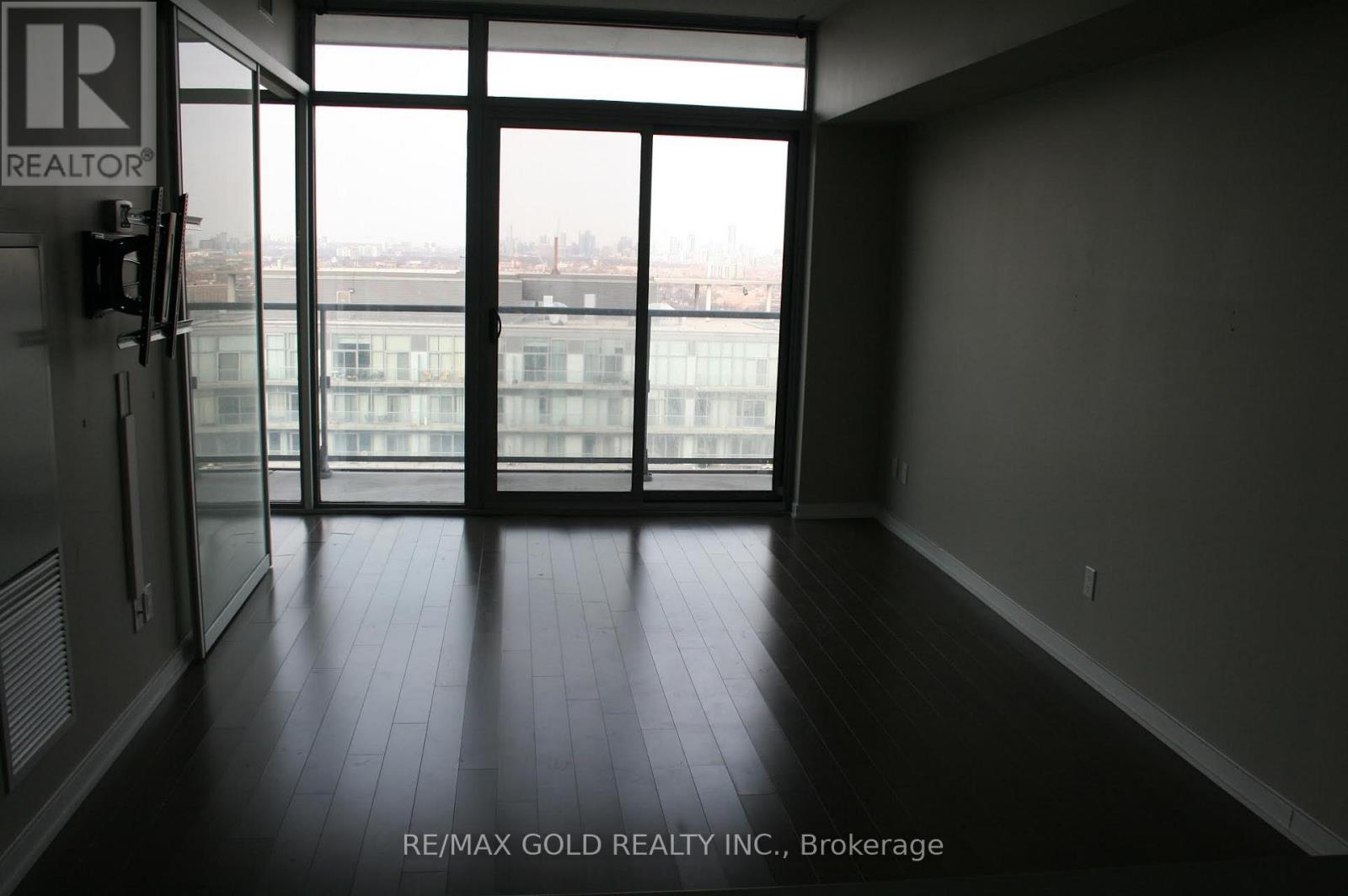 3201 - 105 The Queensway, Toronto, Ontario  M6S 5B5 - Photo 9 - W12502630