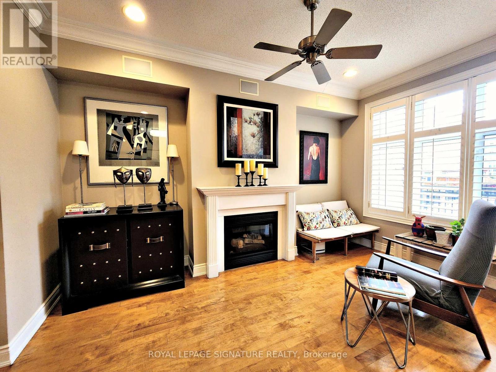 275 Dalesford Road, Toronto, Ontario  M8Y 1G4 - Photo 10 - W12502634