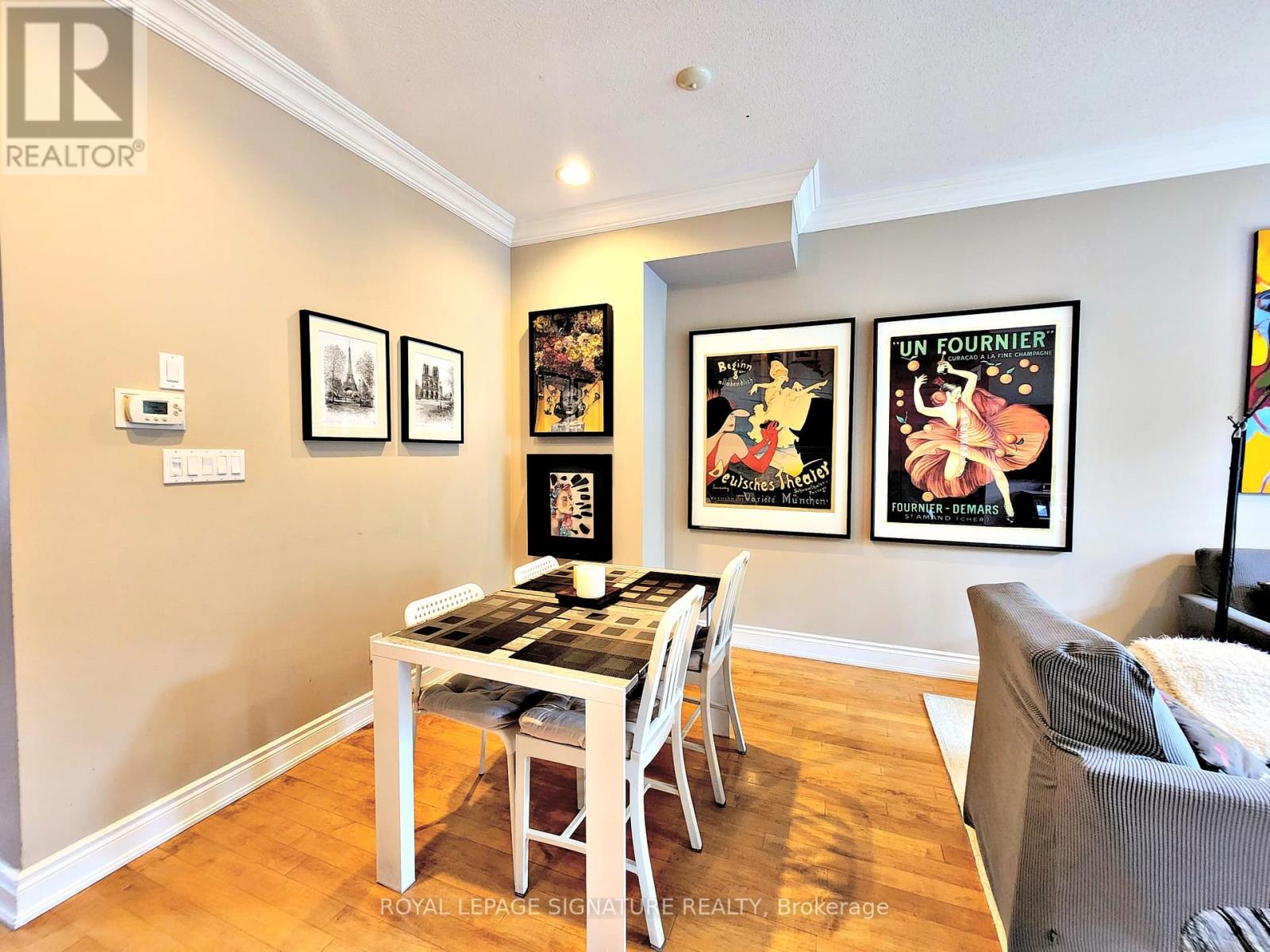 275 Dalesford Road, Toronto, Ontario  M8Y 1G4 - Photo 6 - W12502634