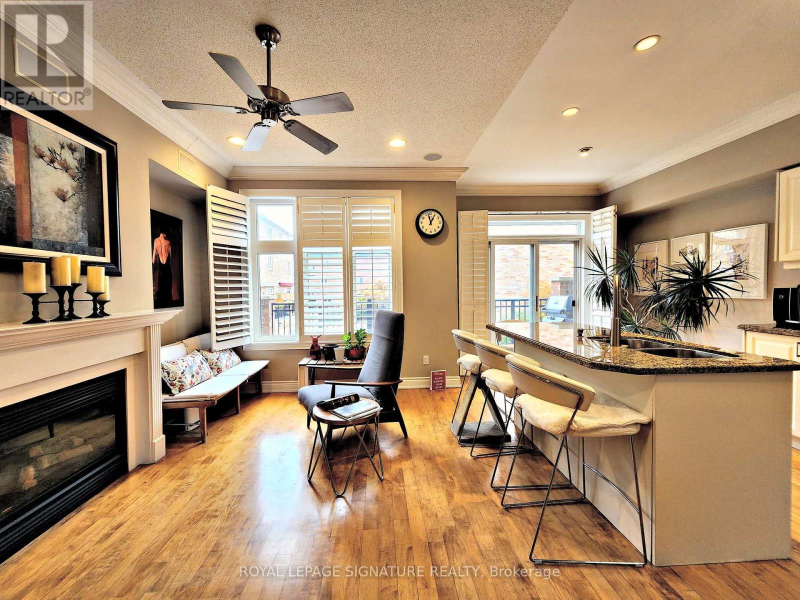 275 Dalesford Road, Toronto, Ontario  M8Y 1G4 - Photo 9 - W12502634