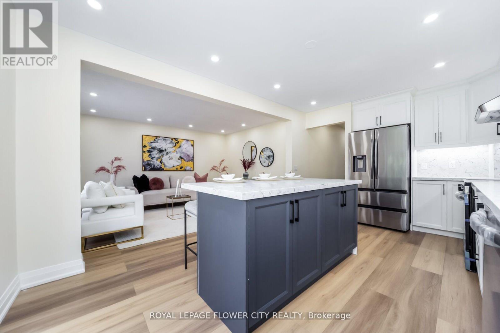 4 Natalie Court E, Brampton, Ontario  L6S 5T2 - Photo 12 - W12502646