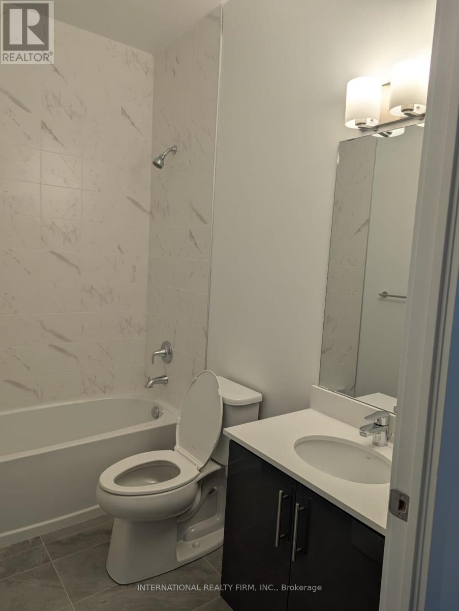 102 - 556 Marlee Avenue, Toronto, Ontario  M6B 0B1 - Photo 5 - W12502656