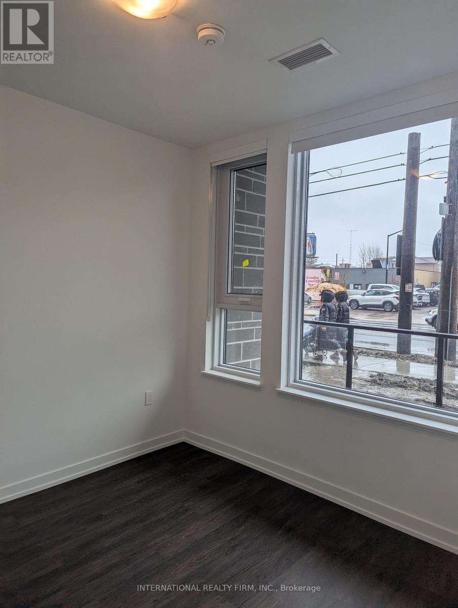 102 - 556 Marlee Avenue, Toronto, Ontario  M6B 0B1 - Photo 9 - W12502656