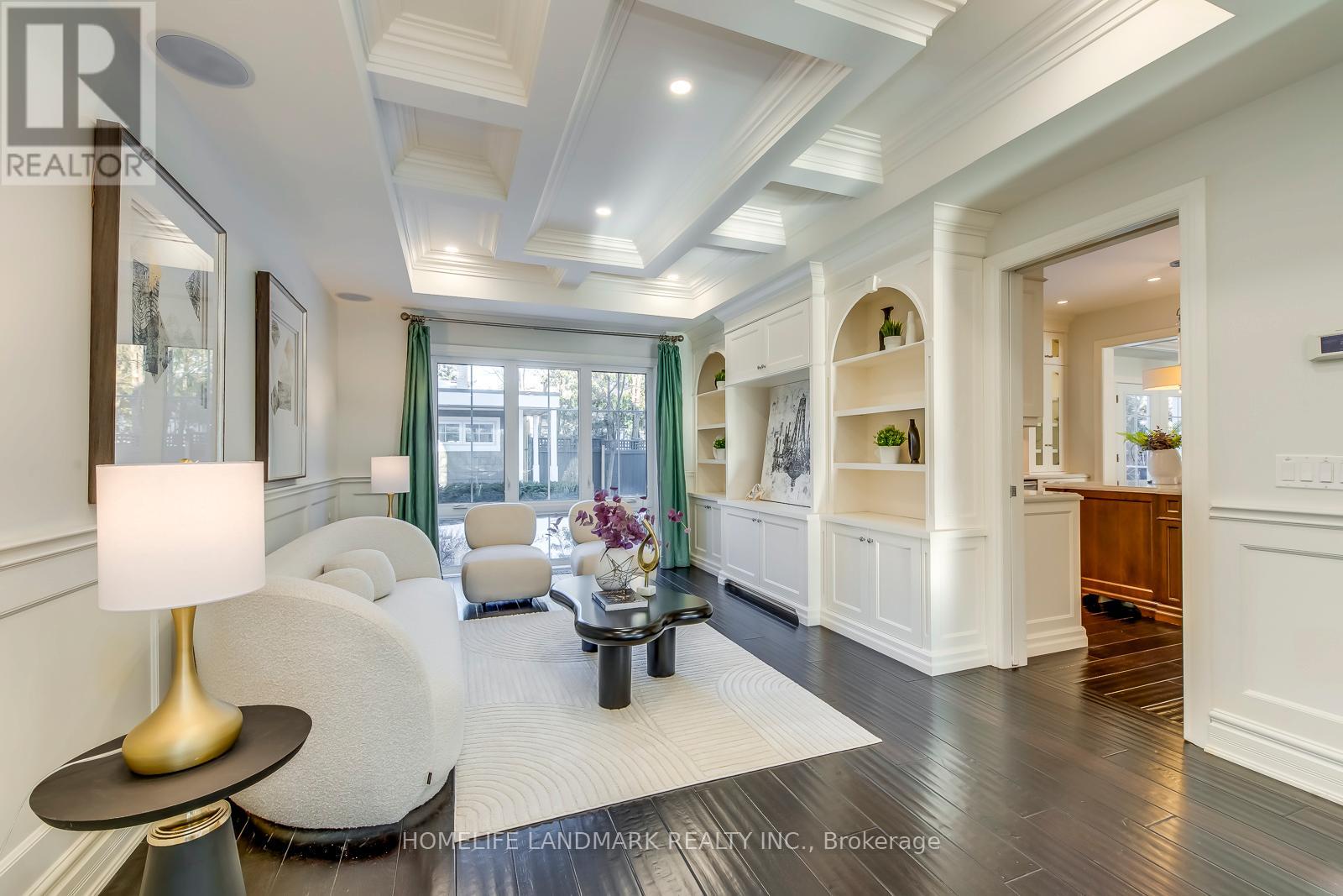 214 Waneta Drive, Oakville, Ontario  L6K 2T5 - Photo 16 - W12502712