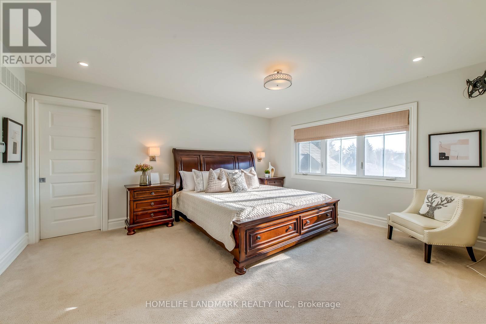 214 Waneta Drive, Oakville, Ontario  L6K 2T5 - Photo 26 - W12502712