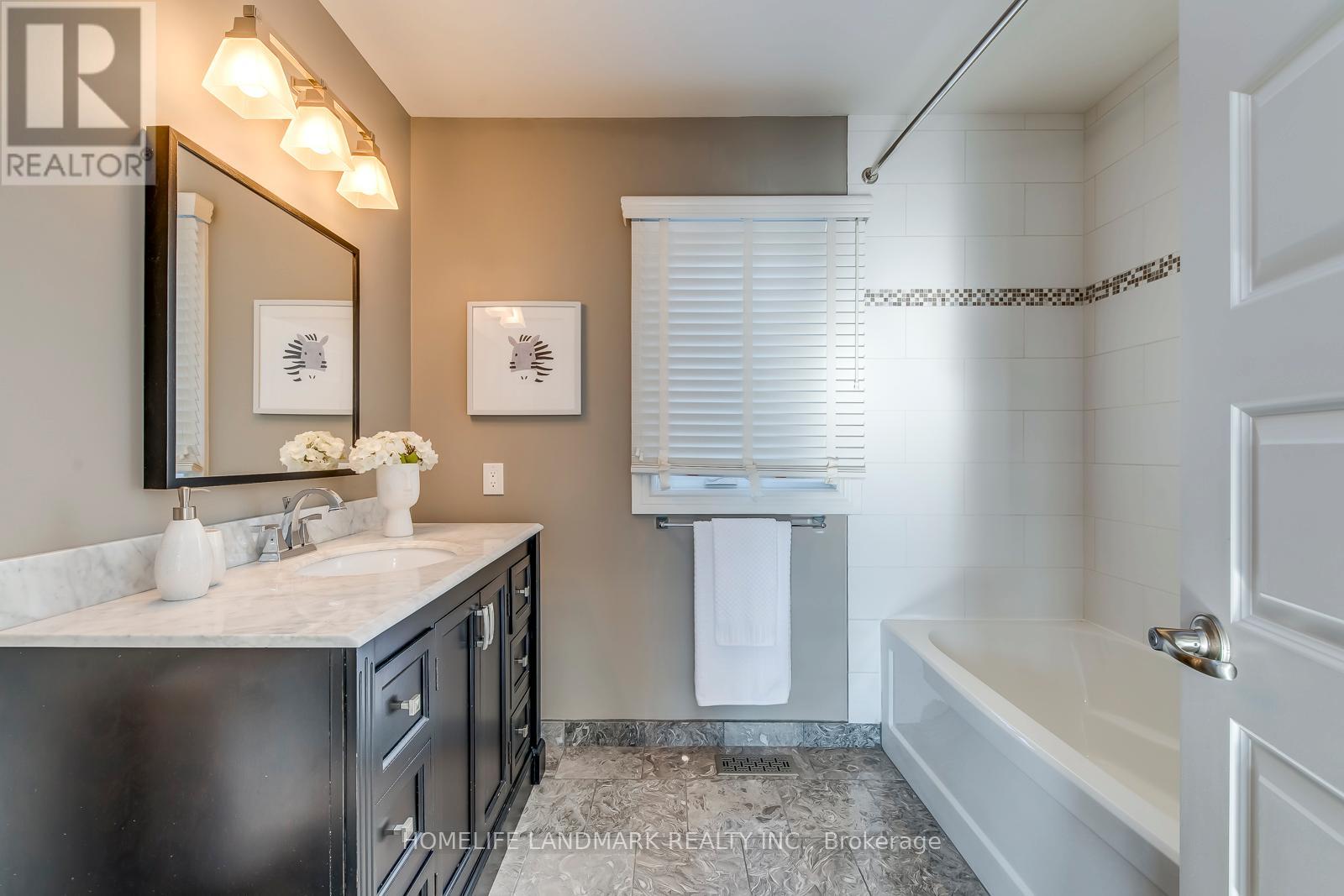 214 Waneta Drive, Oakville, Ontario  L6K 2T5 - Photo 33 - W12502712