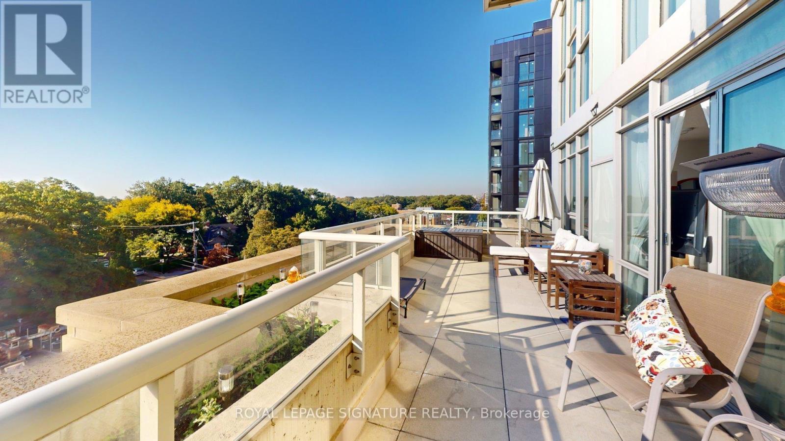 704 - 1638 Bloor Street W, Toronto, Ontario  M6P 0A6 - Photo 18 - W12502726