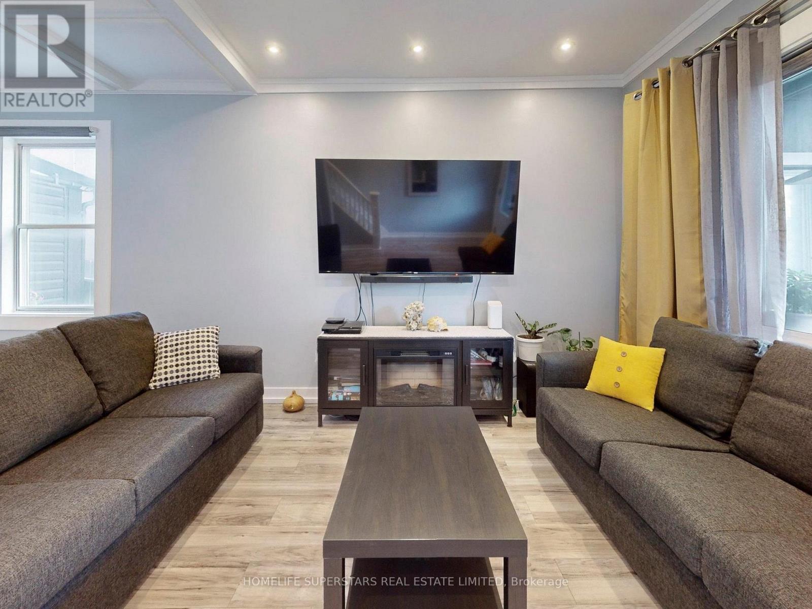 257 Prescott Avenue, Toronto, Ontario  M6N 3G9 - Photo 14 - W12502728