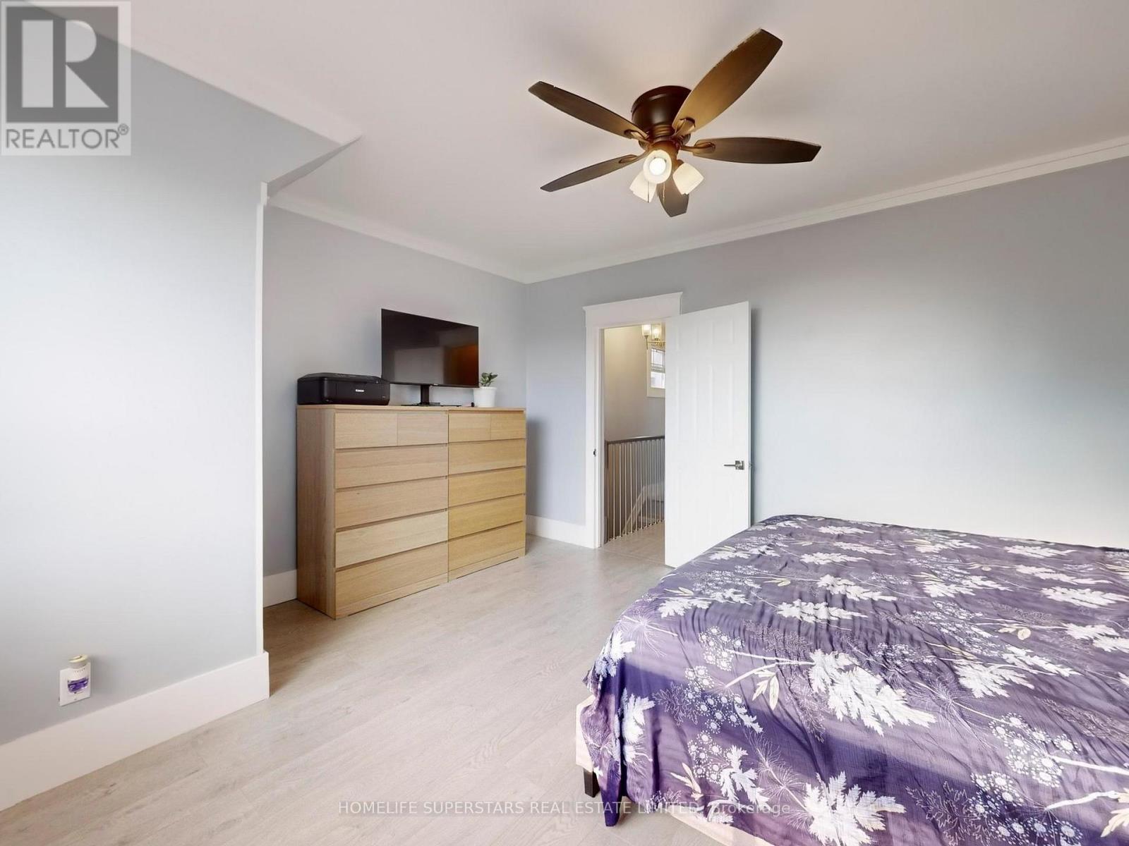 257 Prescott Avenue, Toronto, Ontario  M6N 3G9 - Photo 21 - W12502728