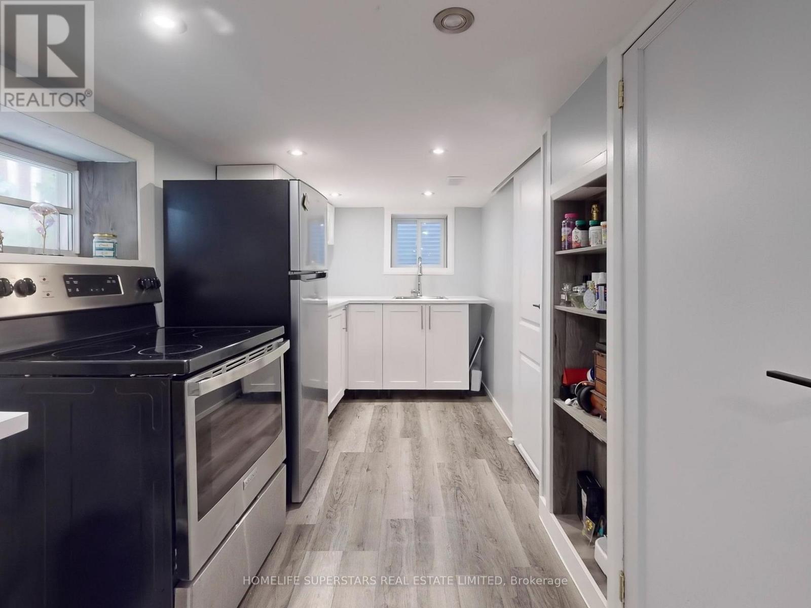 257 Prescott Avenue, Toronto, Ontario  M6N 3G9 - Photo 28 - W12502728