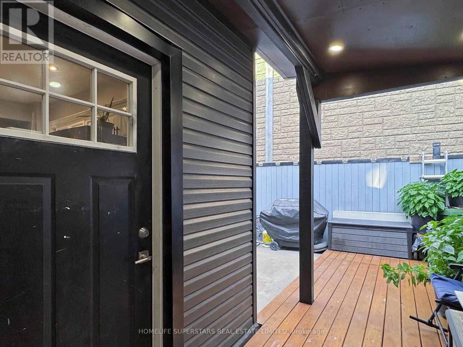 257 Prescott Avenue, Toronto, Ontario  M6N 3G9 - Photo 44 - W12502728