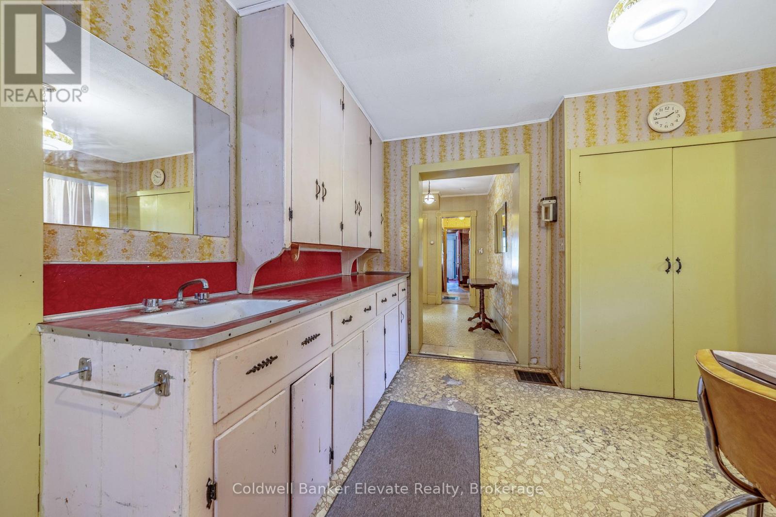 53 Willow Street N, Halton Hills, Ontario  L7J 1Z8 - Photo 12 - W12502734