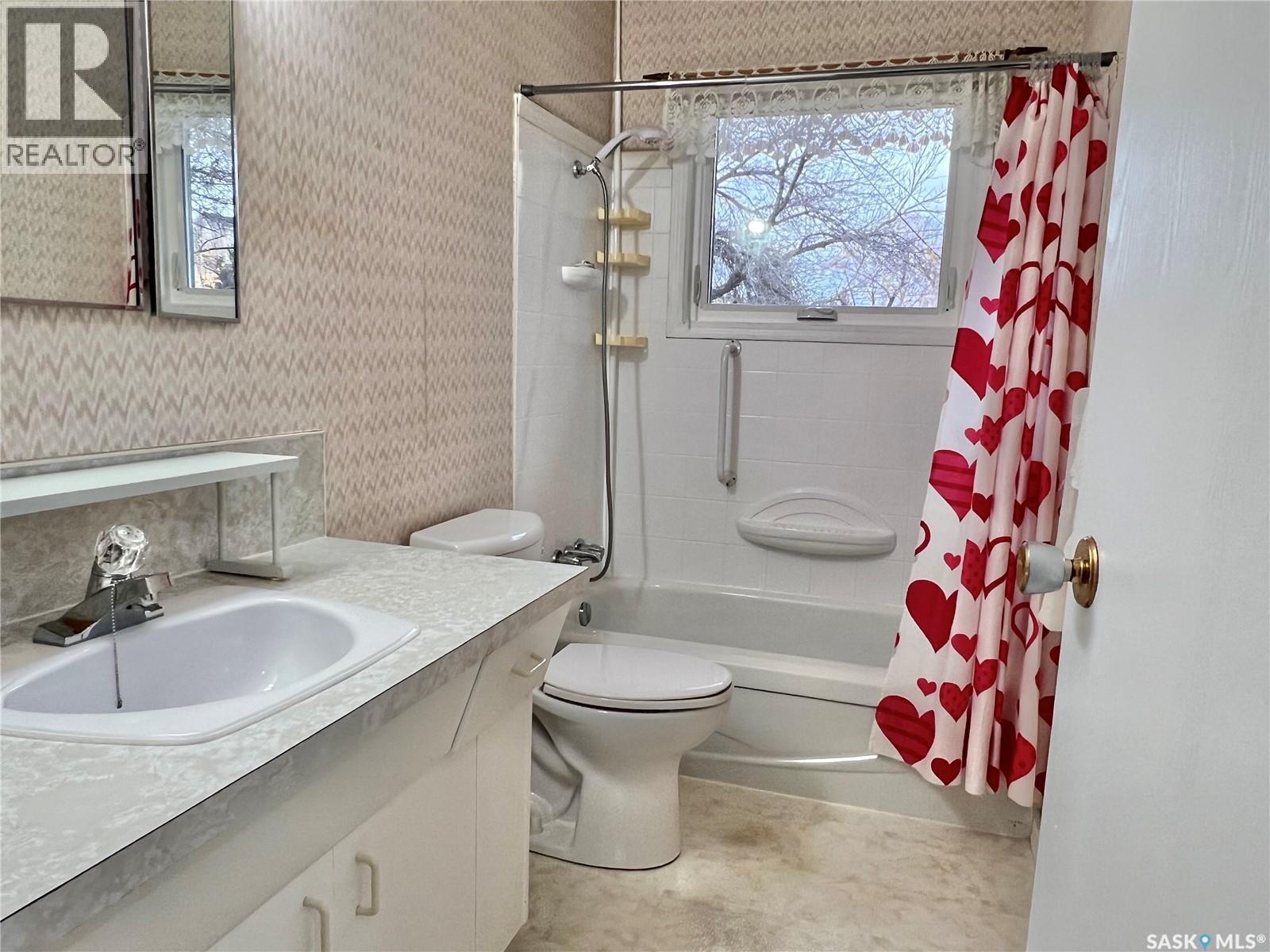 103 Kennedy Drive, Melfort, Saskatchewan  S0E 1A0 - Photo 17 - SK022253