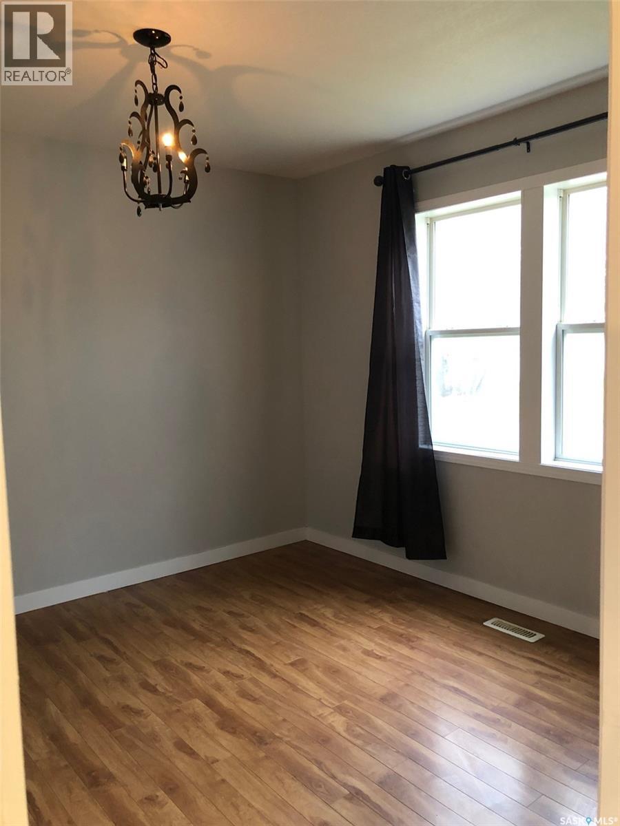 240 3rd Avenue W, Canora, Saskatchewan  S0A 0L0 - Photo 25 - SK022230