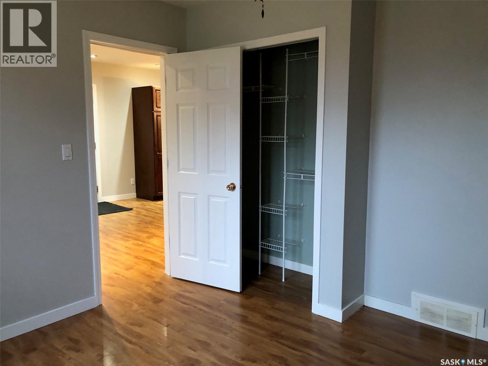 240 3rd Avenue W, Canora, Saskatchewan  S0A 0L0 - Photo 27 - SK022230