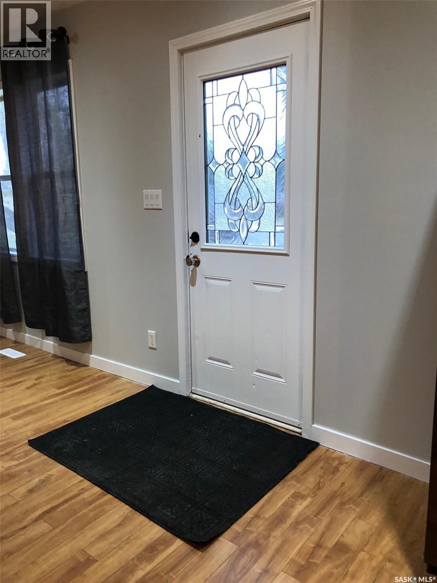 240 3rd Avenue W, Canora, Saskatchewan  S0A 0L0 - Photo 5 - SK022230