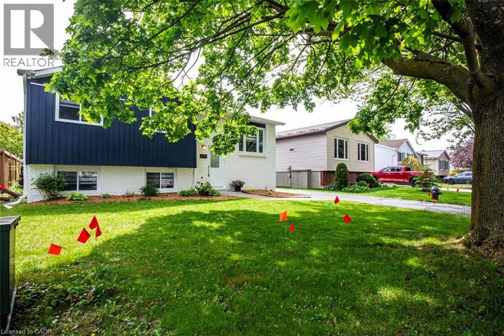 689 Macyoung Drive, Kincardine, Ontario  N2Z 1T1 - Photo 3 - 40780302