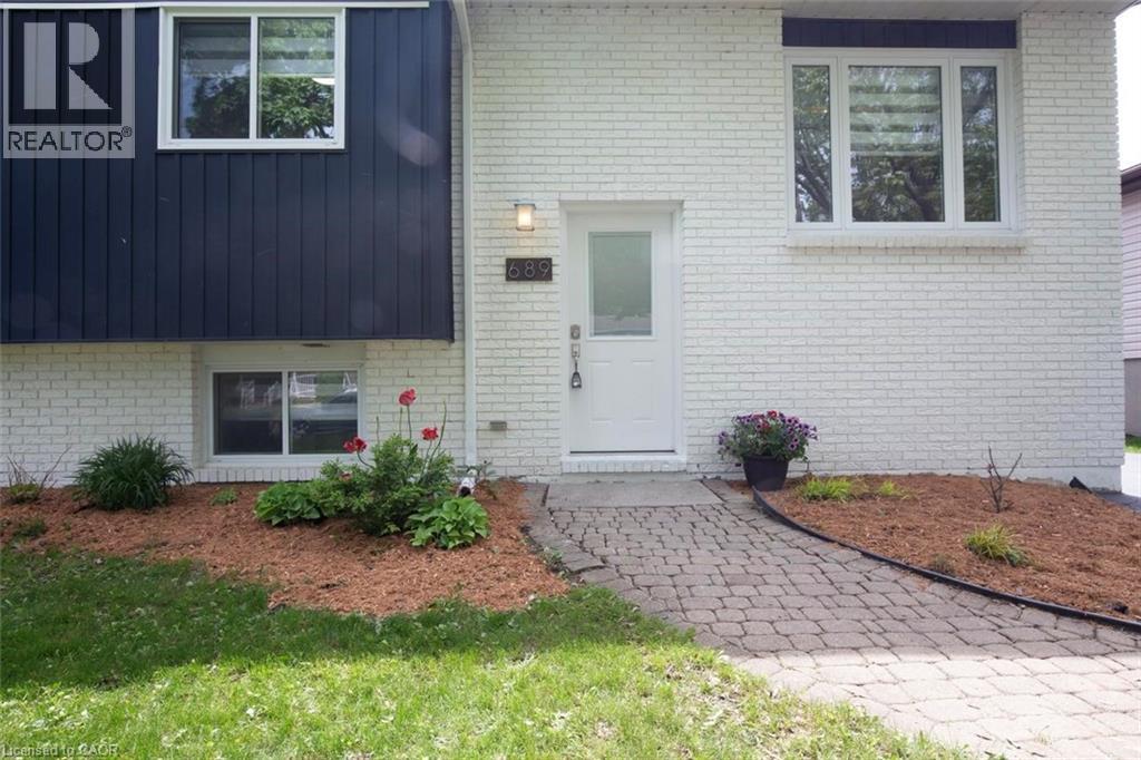 689 Macyoung Drive, Kincardine, Ontario  N2Z 1T1 - Photo 4 - 40780302