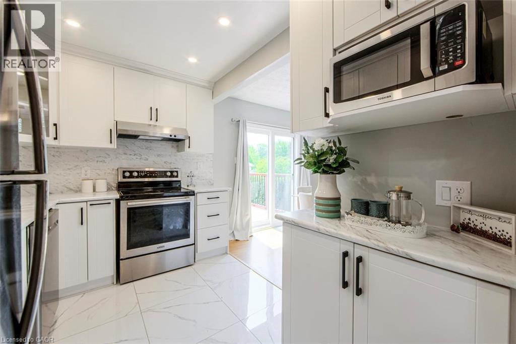 689 Macyoung Drive, Kincardine, Ontario  N2Z 1T1 - Photo 18 - 40780302