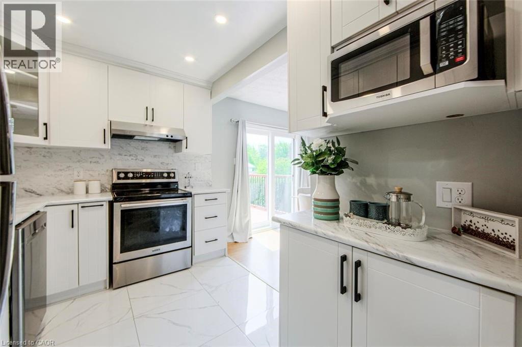 689 Macyoung Drive, Kincardine, Ontario  N2Z 1T1 - Photo 16 - 40780302