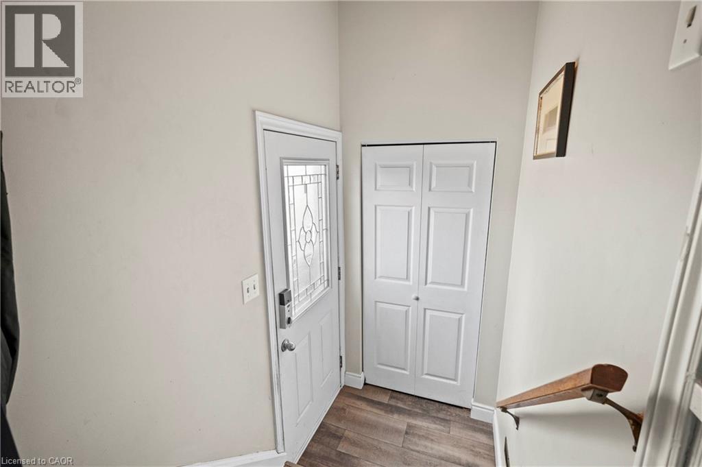 195 Woodside Avenue, Cambridge, Ontario  N1S 3X5 - Photo 3 - 40781954