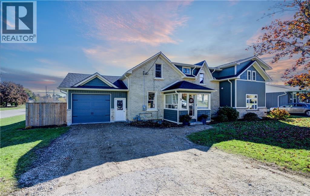 31 Pellister Street W, Harriston, Ontario  N0G 1Z0 - Photo 3 - 40783922