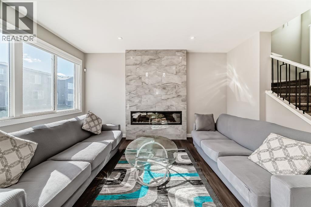 321 Carringvue Place Nw, Calgary, Alberta  T3P 2A5 - Photo 12 - A2262380