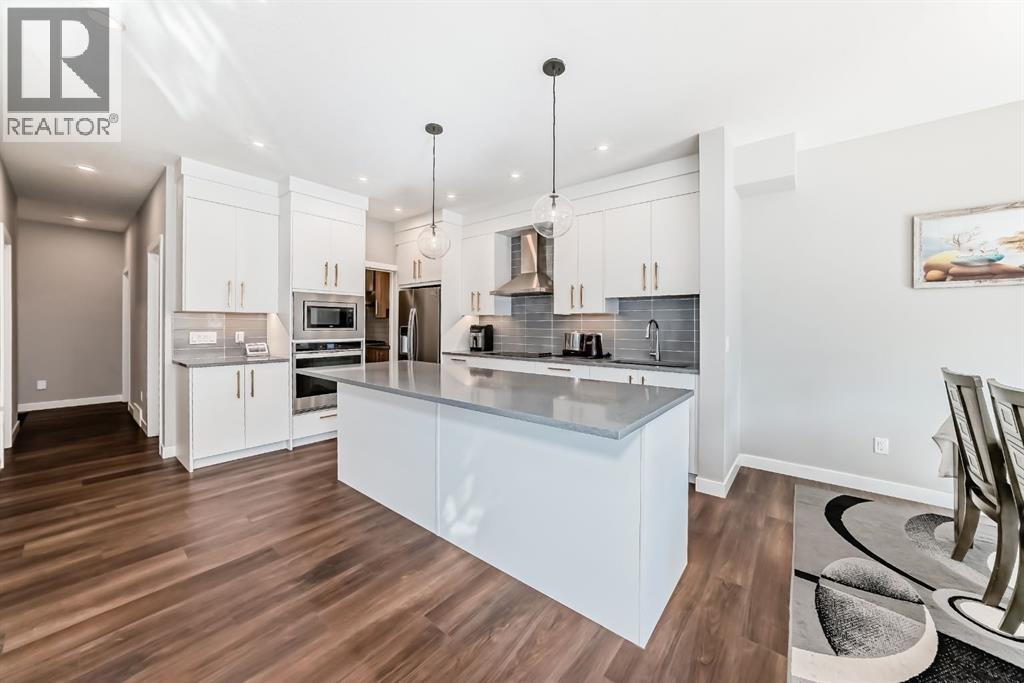 321 Carringvue Place Nw, Calgary, Alberta  T3P 2A5 - Photo 4 - A2262380