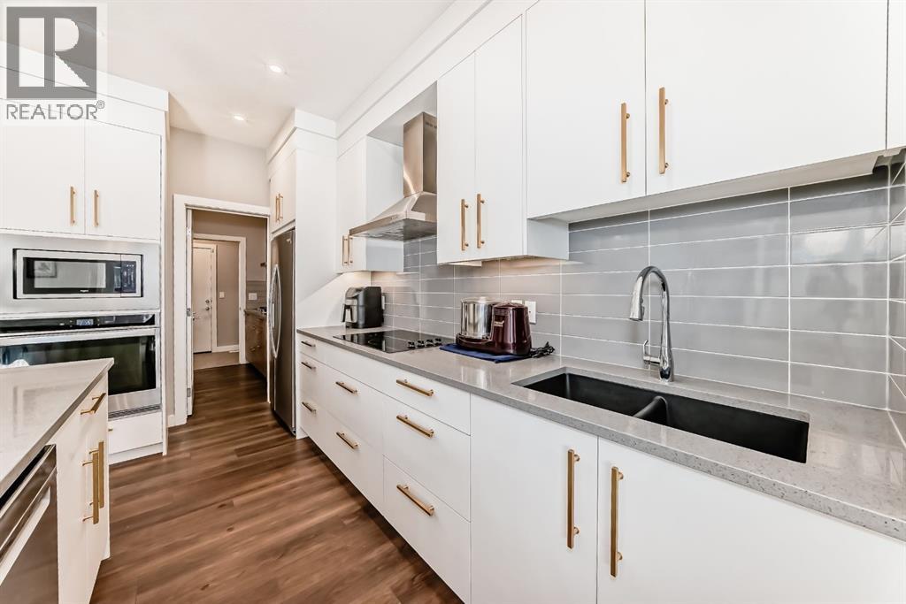 321 Carringvue Place Nw, Calgary, Alberta  T3P 2A5 - Photo 7 - A2262380