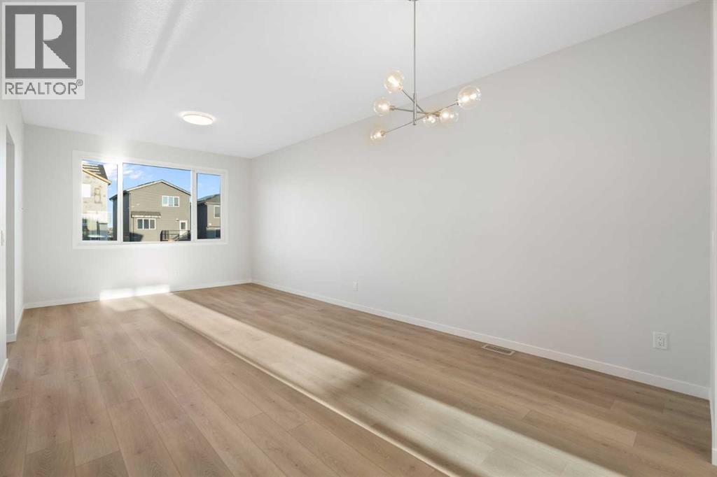 41 Annette Landing Nw, Calgary, Alberta  T3R 2J7 - Photo 8 - A2266178