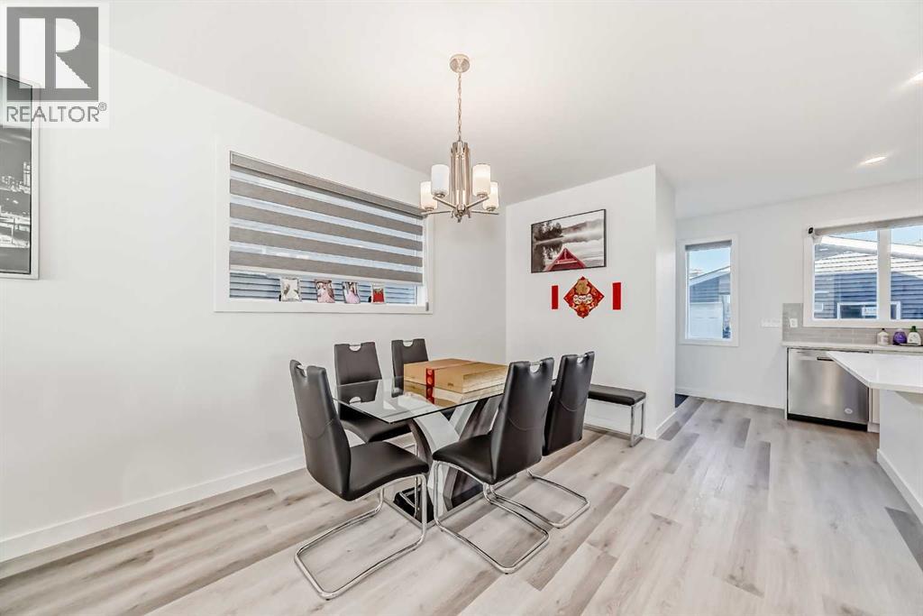 109 Chelsea Glen, Chestermere, Alberta  T1X 2P5 - Photo 9 - A2267156