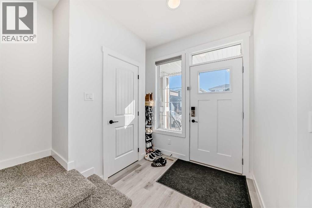 109 Chelsea Glen, Chestermere, Alberta  T1X 2P5 - Photo 2 - A2267156