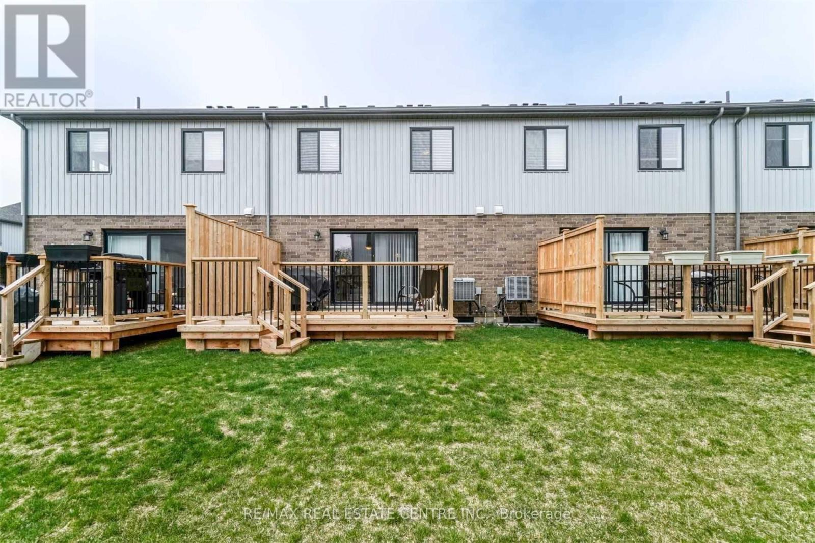 16 - 625 Blackbridge Road, Cambridge, Ontario  N0B 1M0 - Photo 27 - X12502622