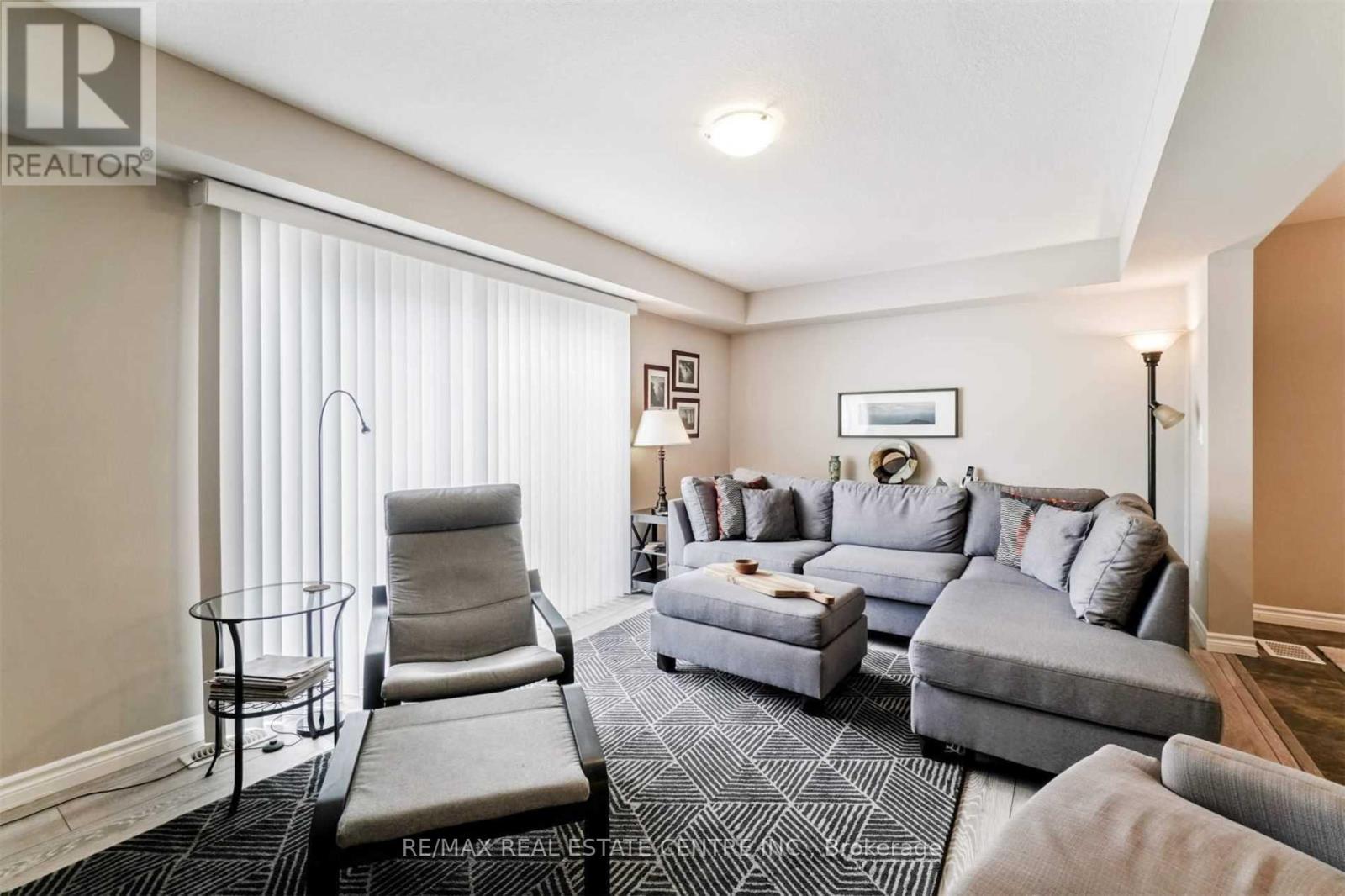 16 - 625 Blackbridge Road, Cambridge, Ontario  N0B 1M0 - Photo 4 - X12502622