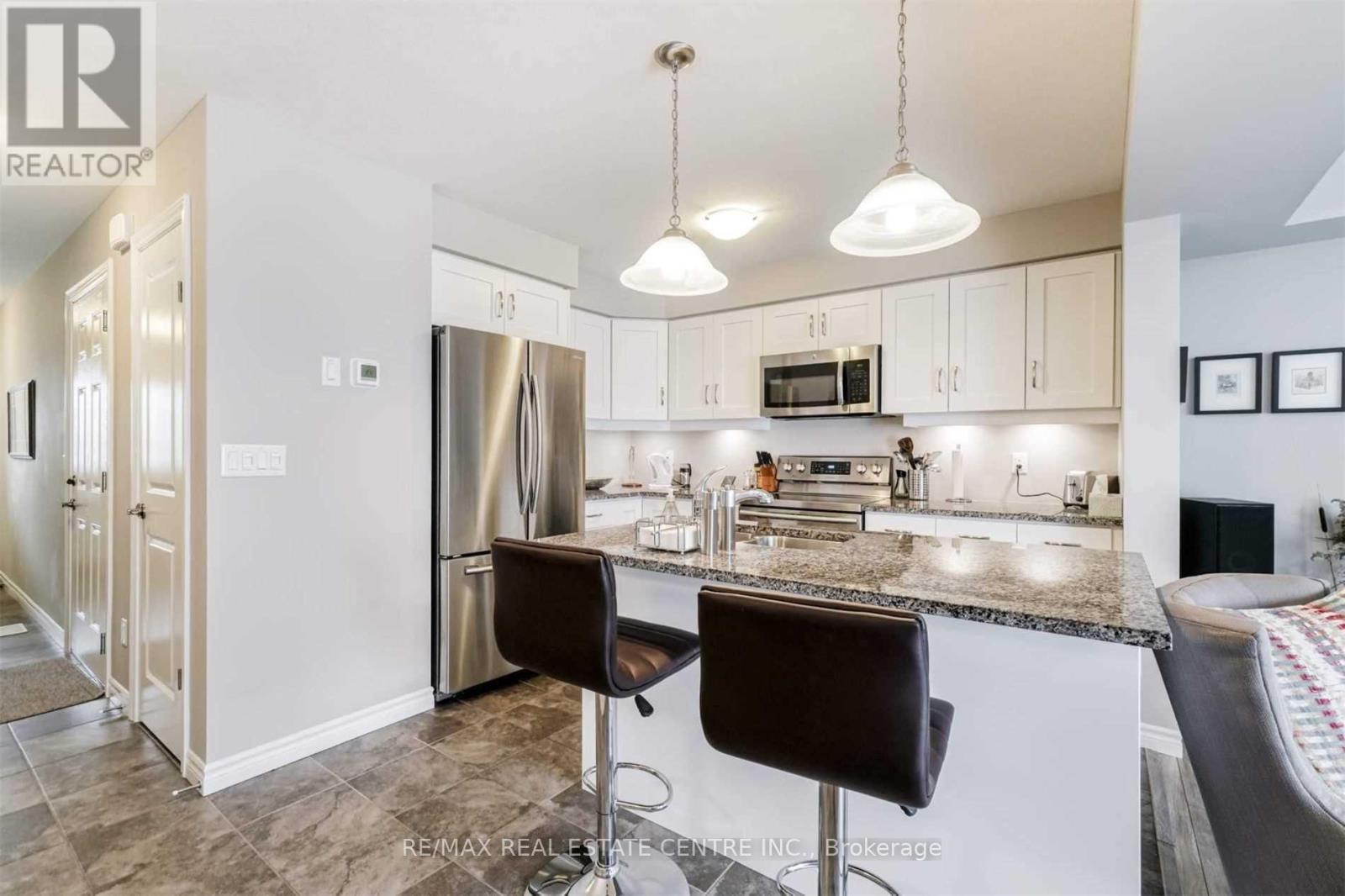 16 - 625 Blackbridge Road, Cambridge, Ontario  N0B 1M0 - Photo 7 - X12502622