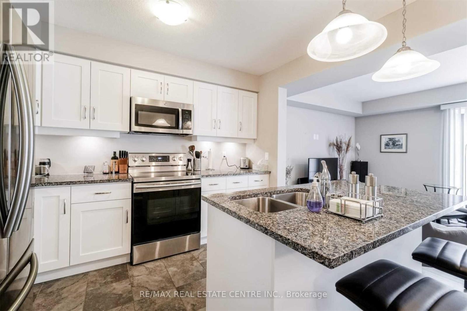 16 - 625 Blackbridge Road, Cambridge, Ontario  N0B 1M0 - Photo 9 - X12502622