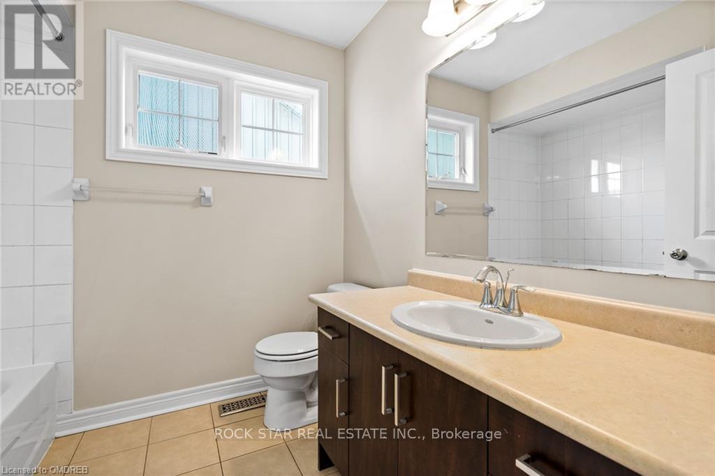 8 Chicory Crescent, St. Catharines, Ontario  L2R 0A5 - Photo 13 - X12502706