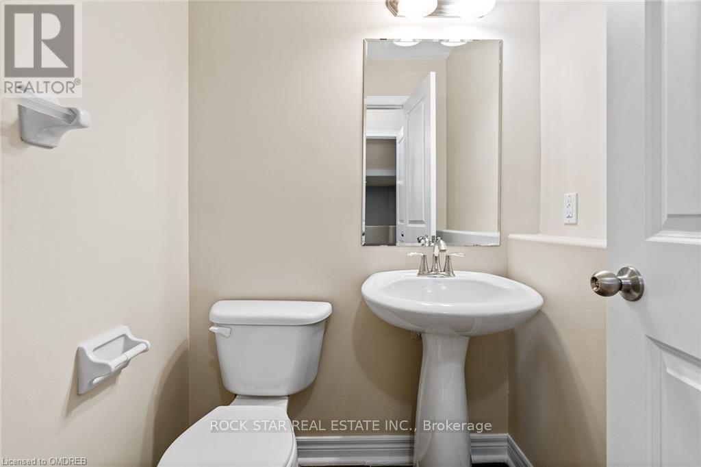 8 Chicory Crescent, St. Catharines, Ontario  L2R 0A5 - Photo 19 - X12502706