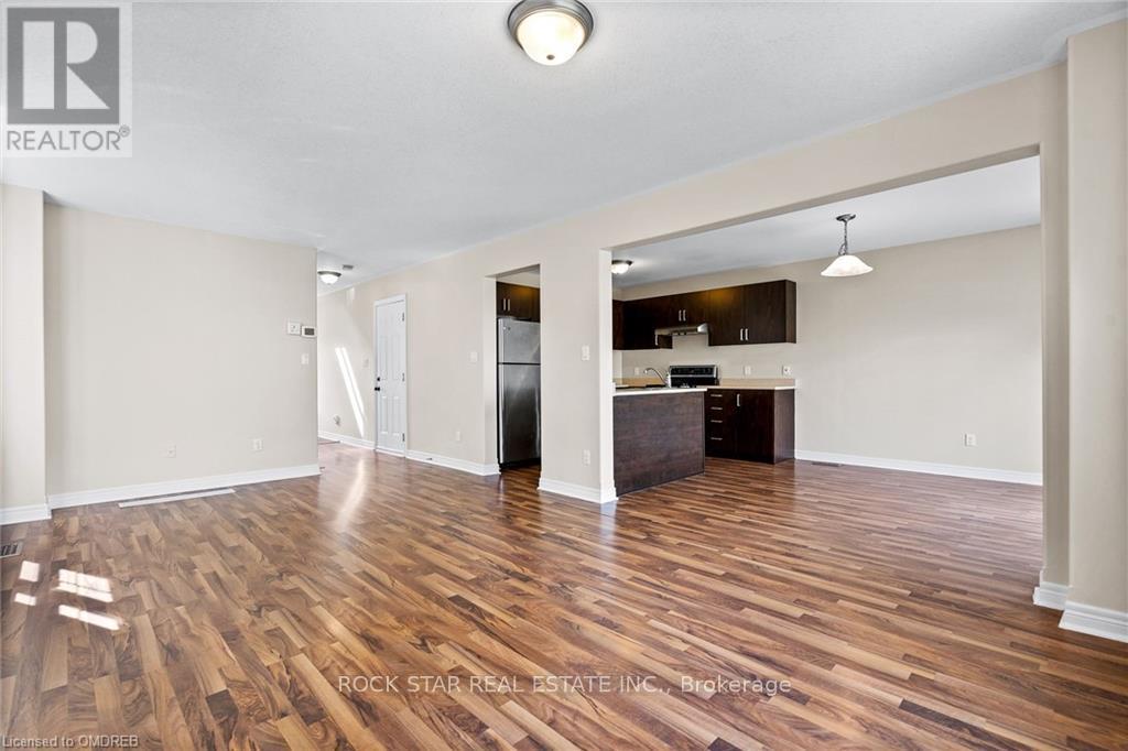 8 Chicory Crescent, St. Catharines, Ontario  L2R 0A5 - Photo 6 - X12502706