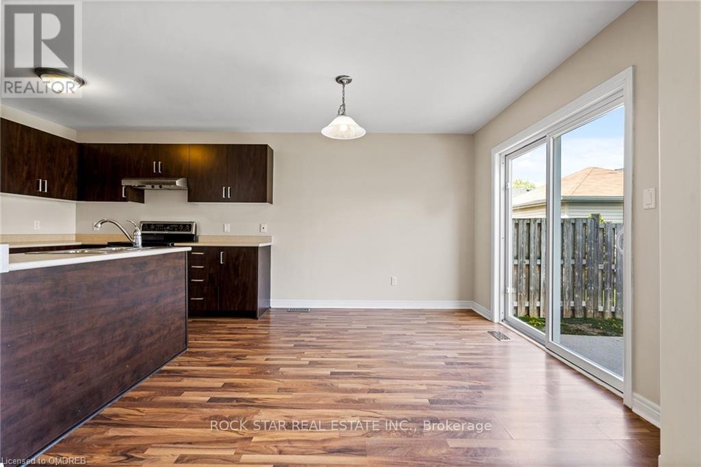 8 Chicory Crescent, St. Catharines, Ontario  L2R 0A5 - Photo 7 - X12502706